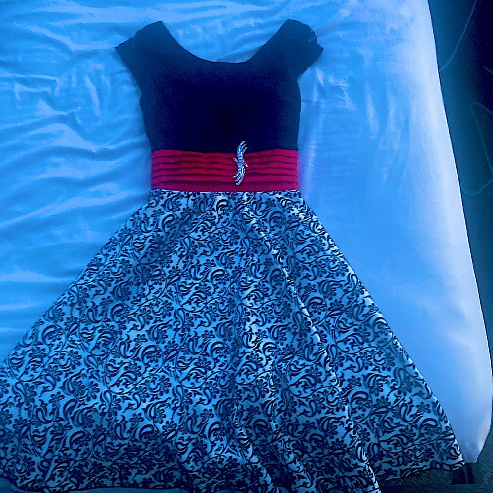 Short dressy kids dress